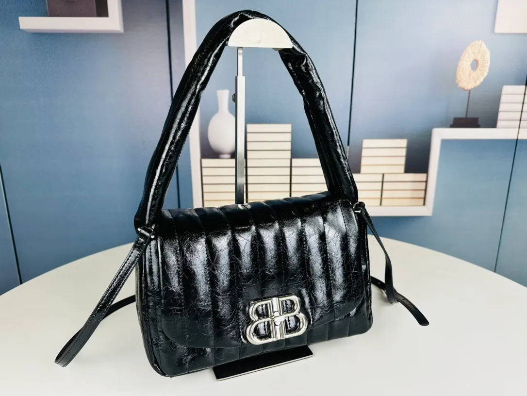 All categories Balenciaga Women's Bags (Balenciaga) Balenciaga 78962