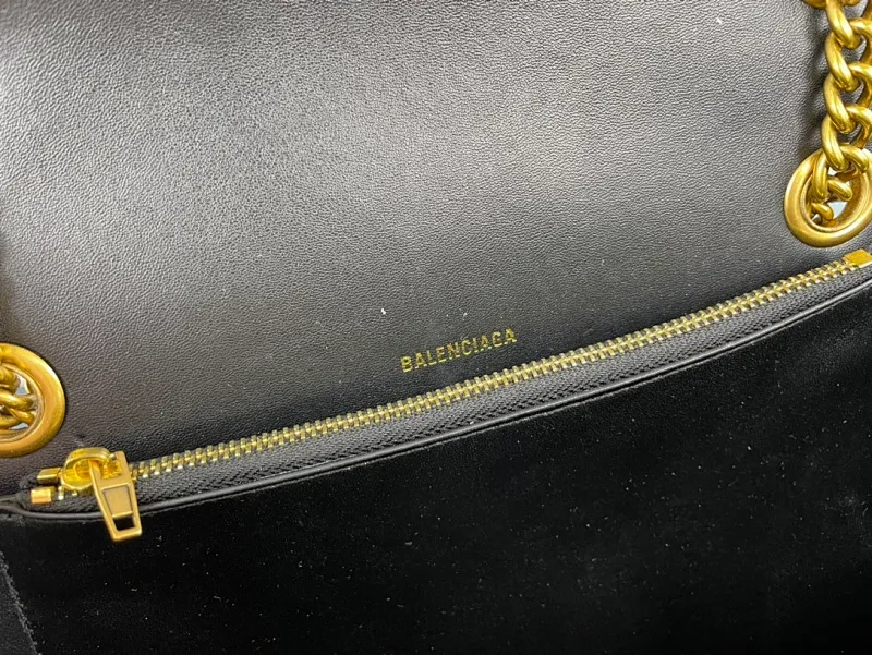All categories Balenciaga Women's Bags (Balenciaga) Balenciaga 3932