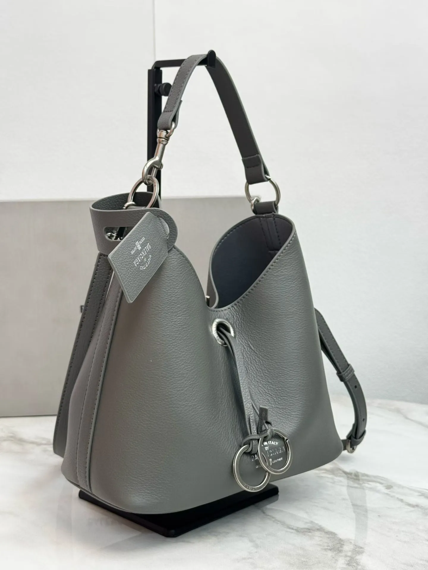 All categories Balenciaga Women's Bags (Balenciaga) Balenciaga 69982