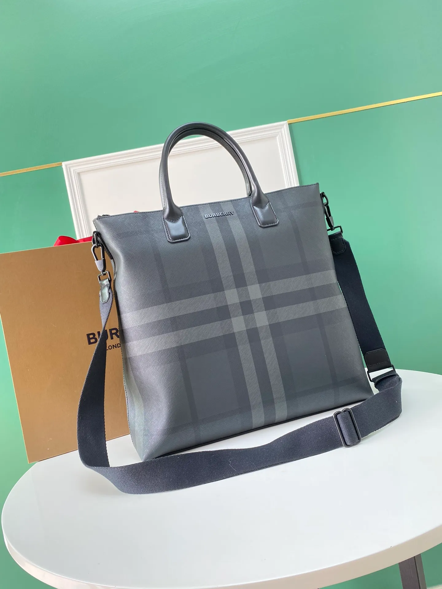 All Categories 💚 Top Version Men’s Bags 💚 Burberry 2023 New Burberry Handbags