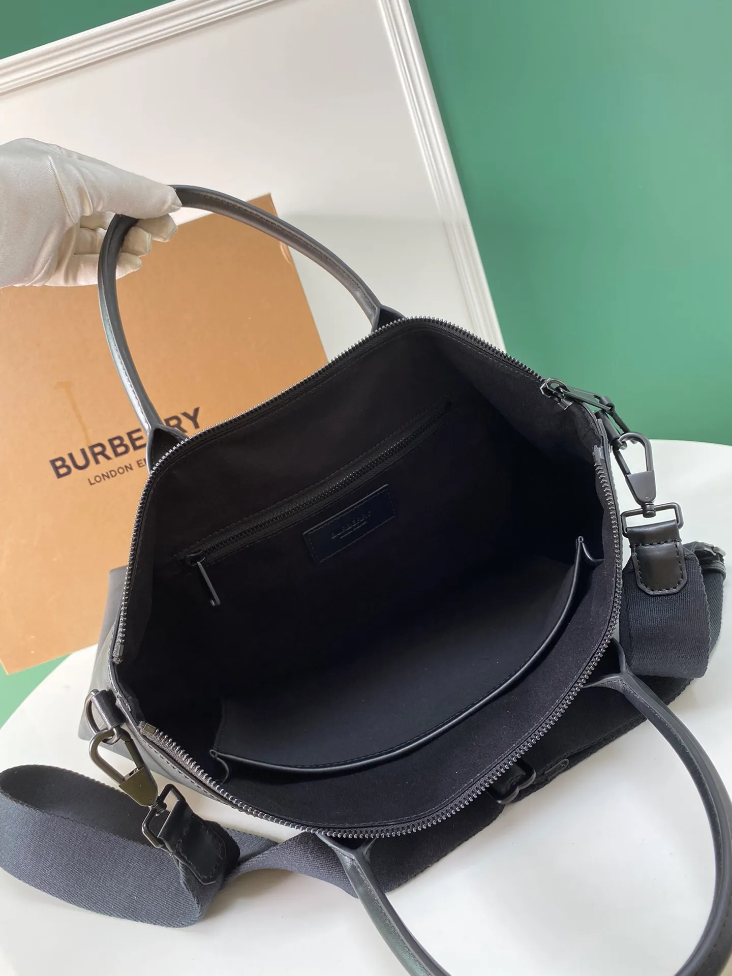 All Categories 💚 Top Version Men’s Bags 💚 Burberry 2023 New Burberry Handbags