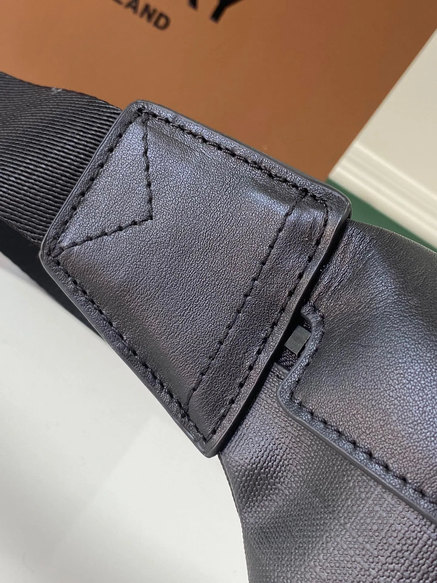 All categories 💚 Top version men’s bags 💚 Burberry 2025 official website new Burberry waist bag