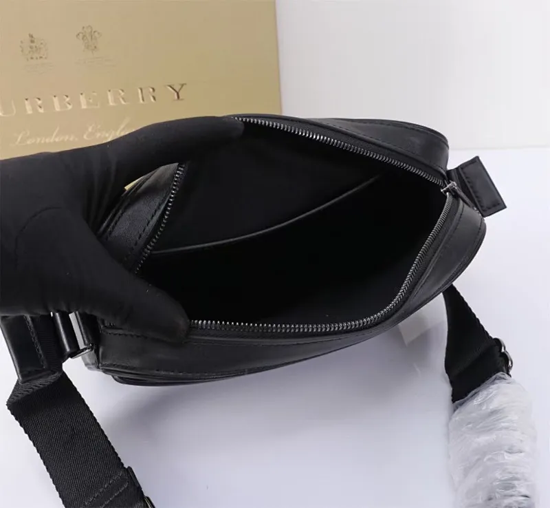 All categories Burberry men's bag (Burbrry) Burberry 85881