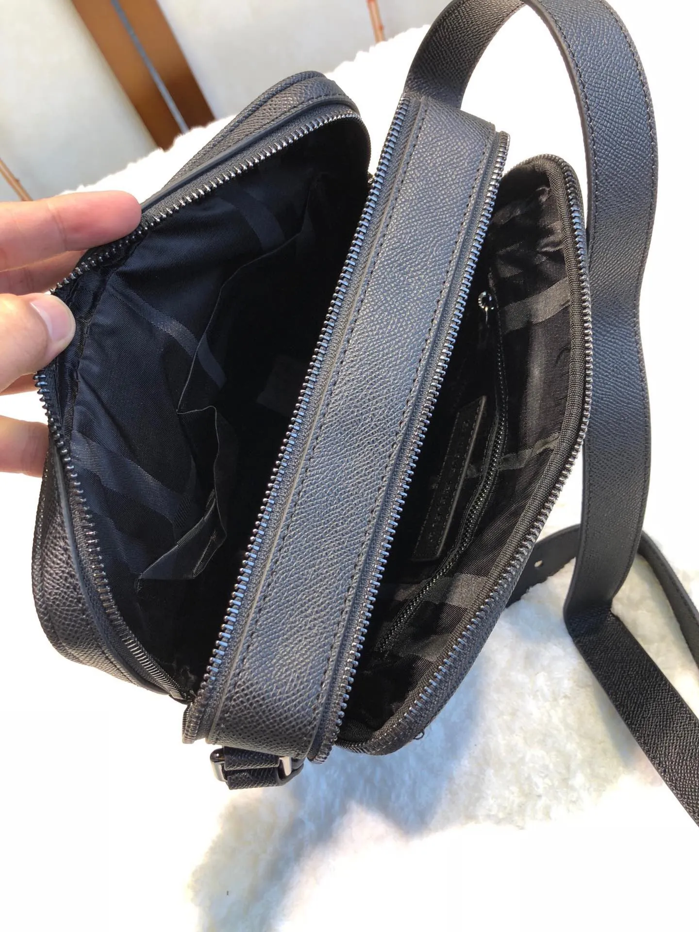 All Categories Burberry Men's Bags (Burbrry) Burberry Original Order 25828