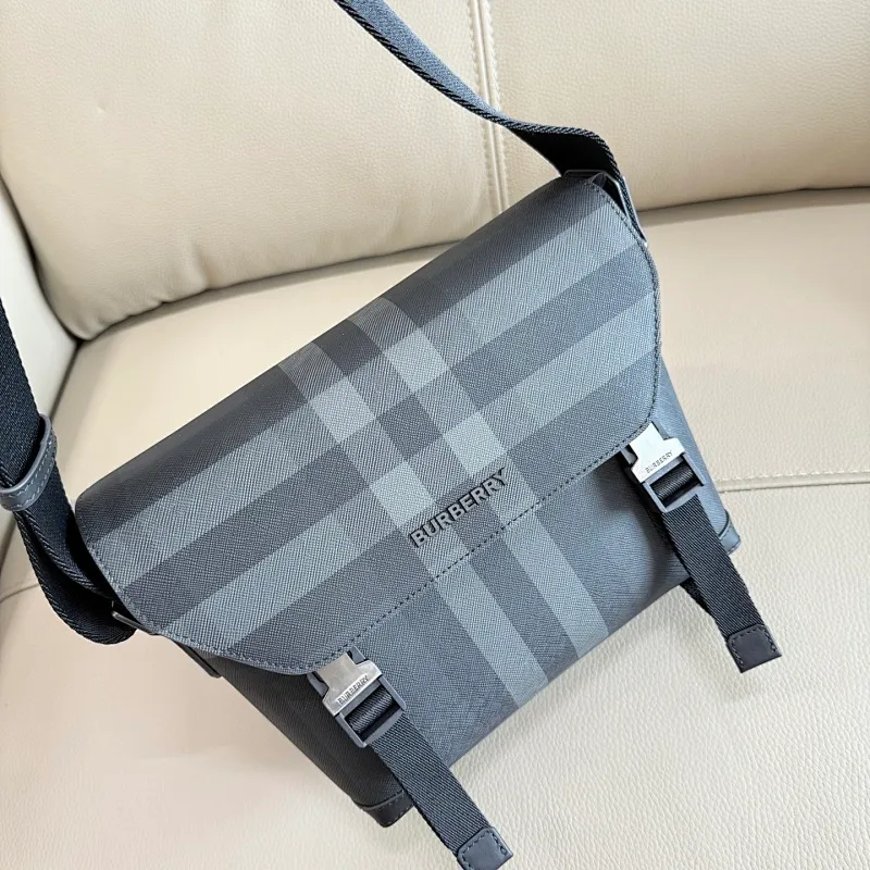All categories Burberry men's bag (Burbrry) Burberry 8424