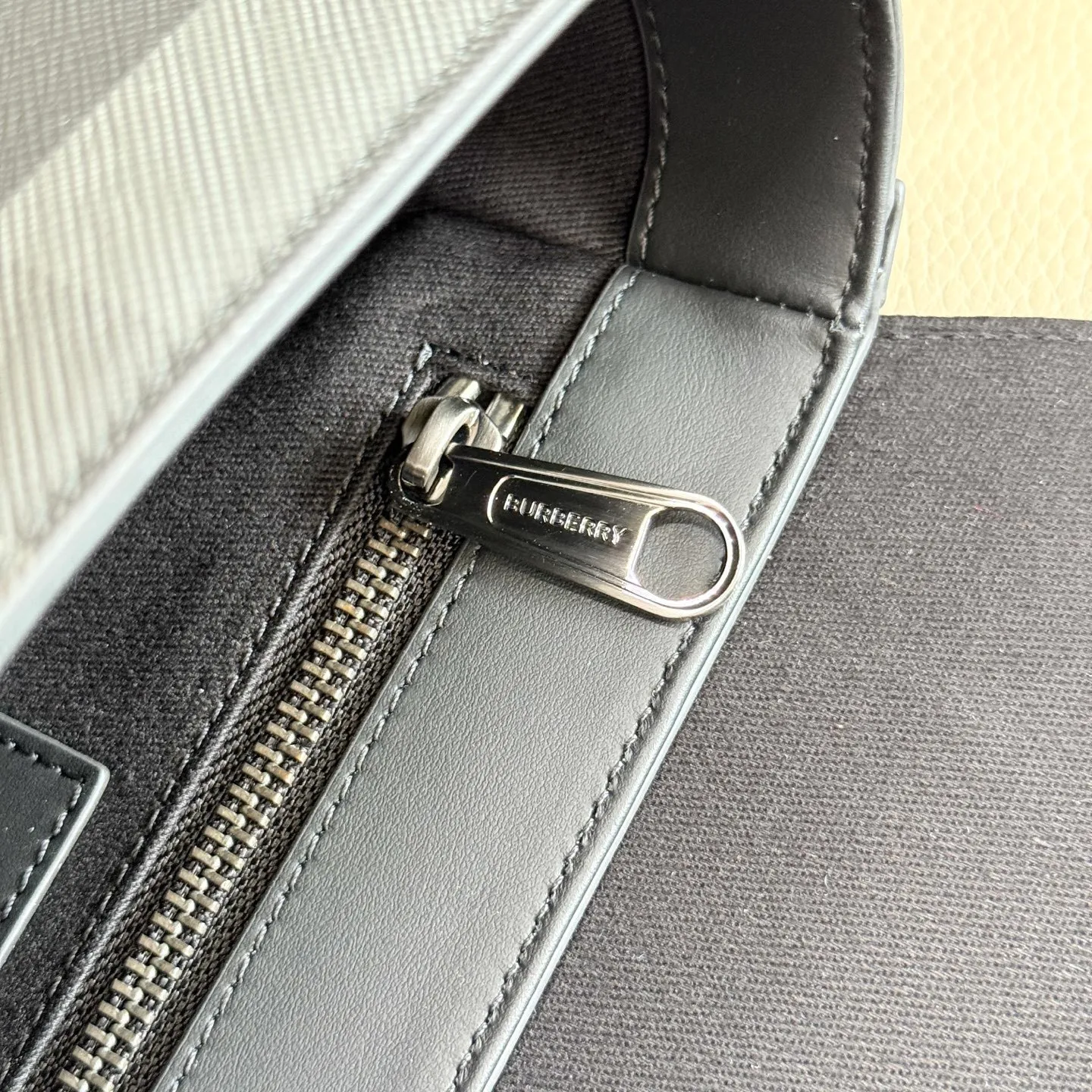 All categories Burberry men's bag (Burbrry) Burberry 8424
