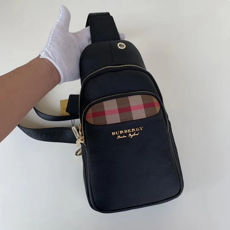 All categories Burberry men's bag (Burbrry) Burberry 33027-1