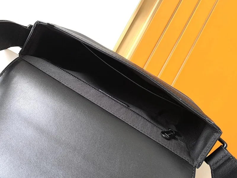 All categories 💚 Top version men’s bags 💚 Burberry 2024 official website new Burberry crossbody bag