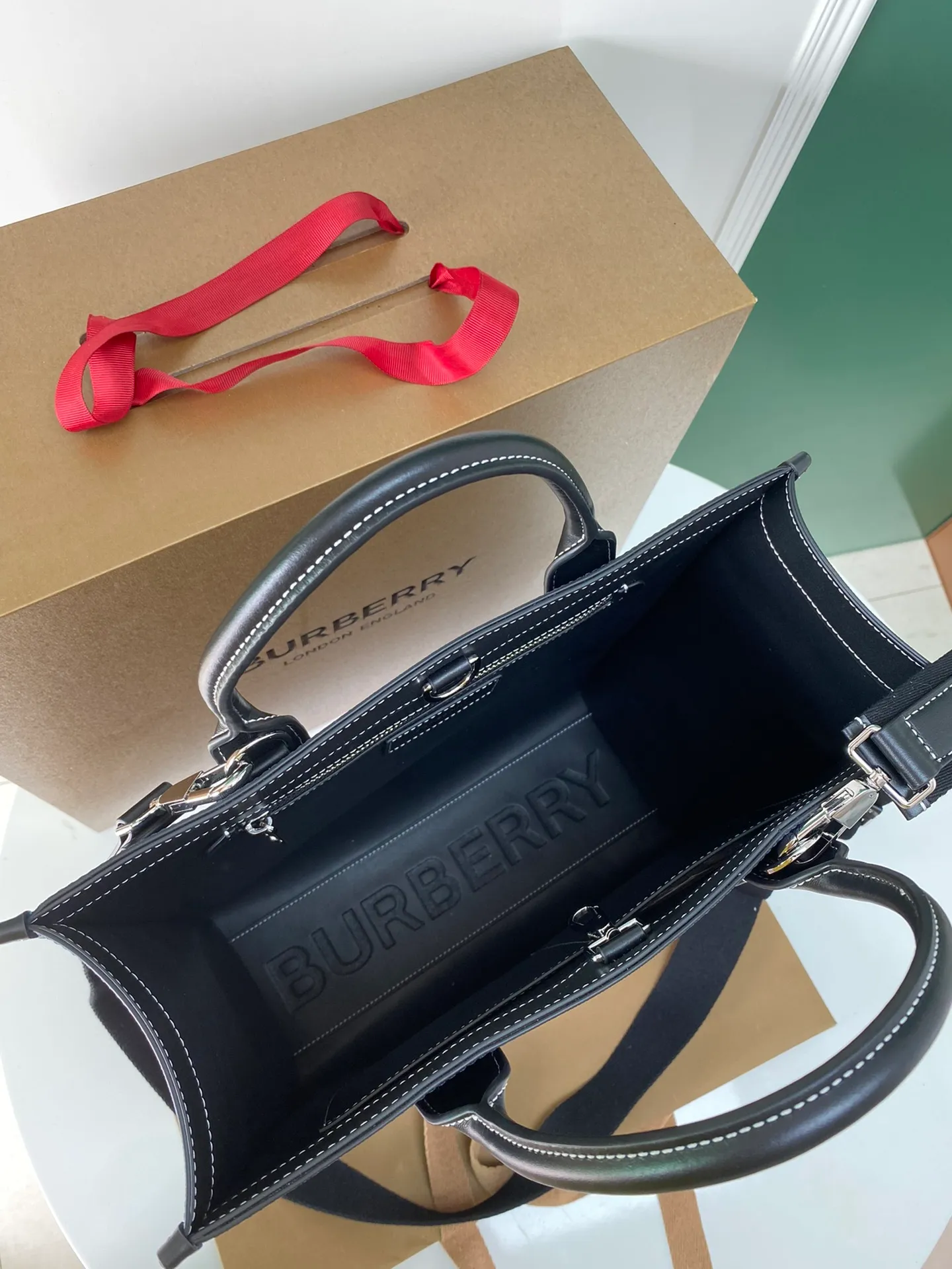 All Categories 💚 Top Version Men’s Bags 💚 Burberry 2023 New Burberry Handbags