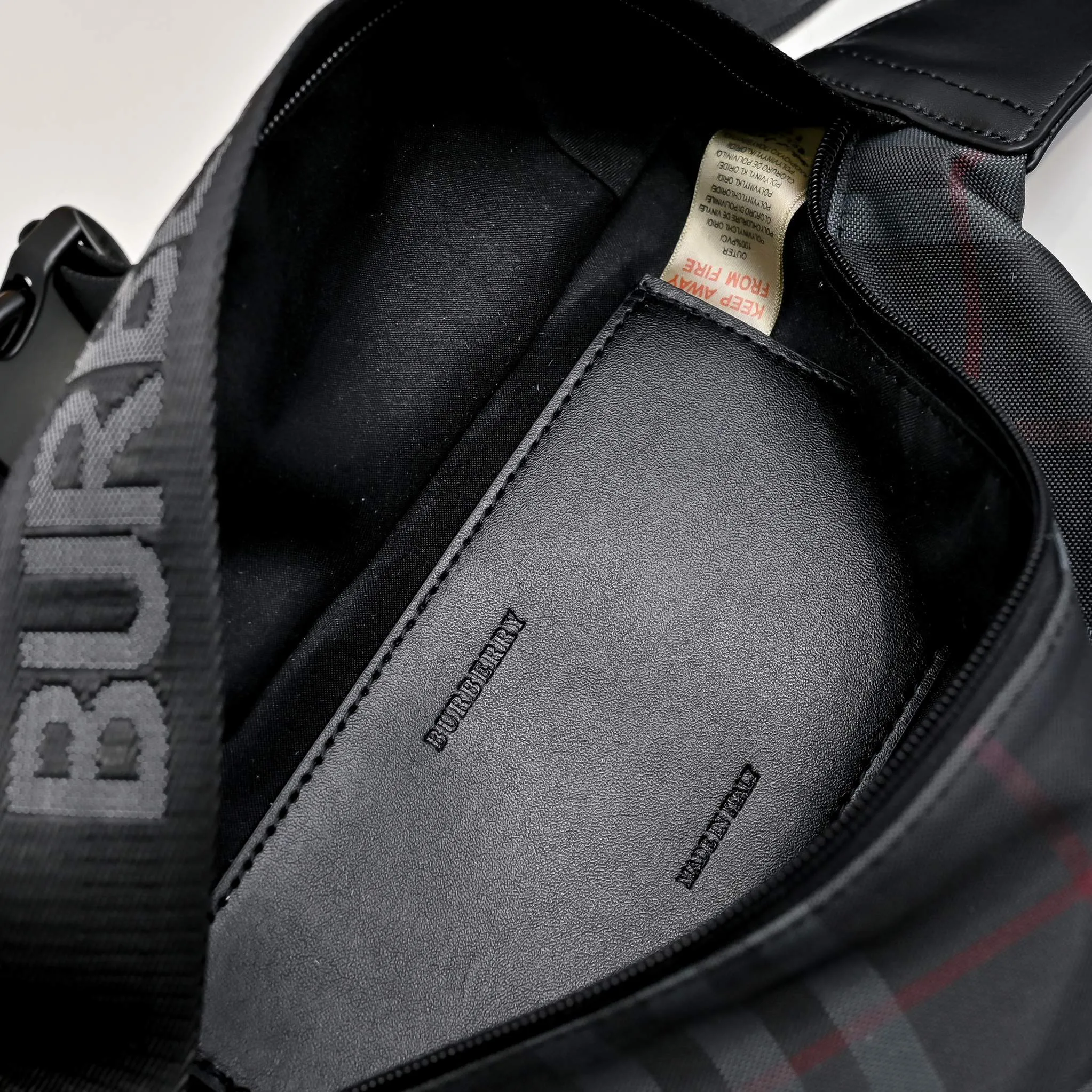 All categories Burberry men's bag (Burbrry) Burberry 2915