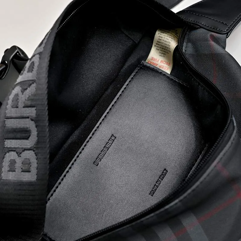 All categories Burberry men's bag (Burbrry) Burberry 2915