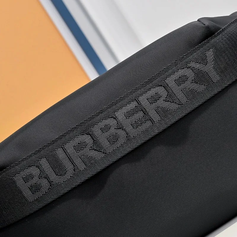 All categories Burberry men's bag (Burbrry) Burberry 2915