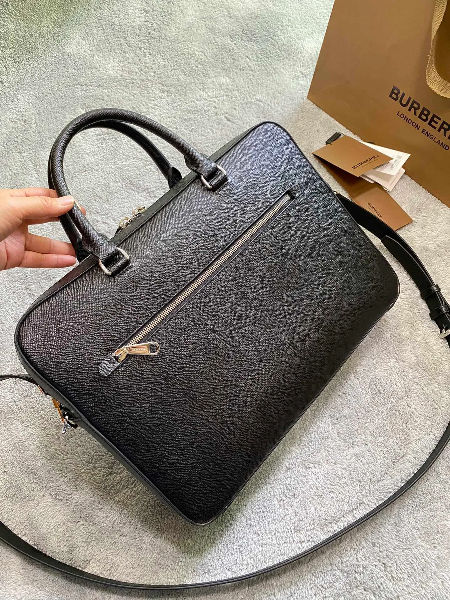 All Categories Burberry Men's Bag (Burbrry) Original Burberry 37927-2