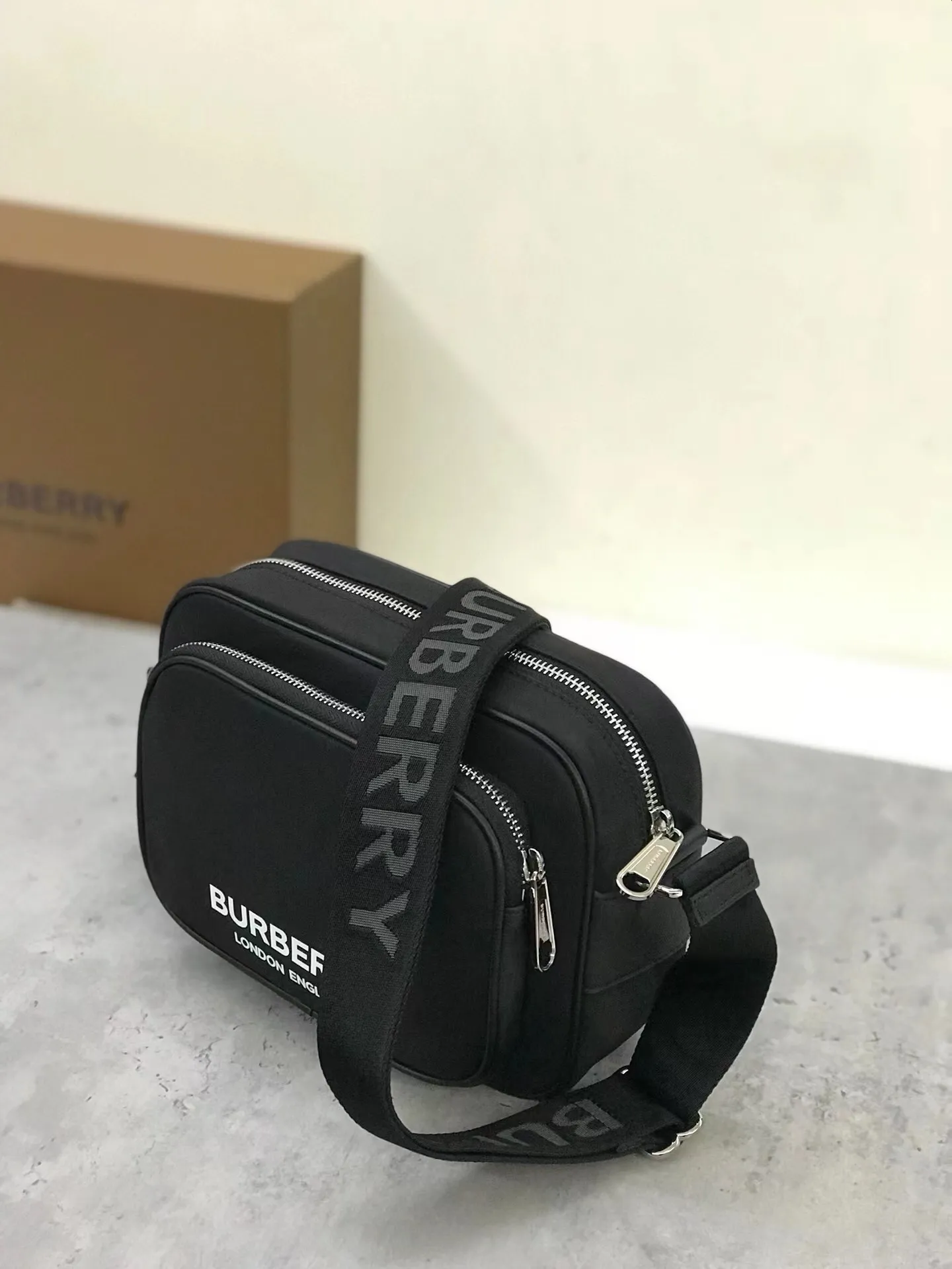 All categories Burberry men's bag (Burbrry) Burberry 8374