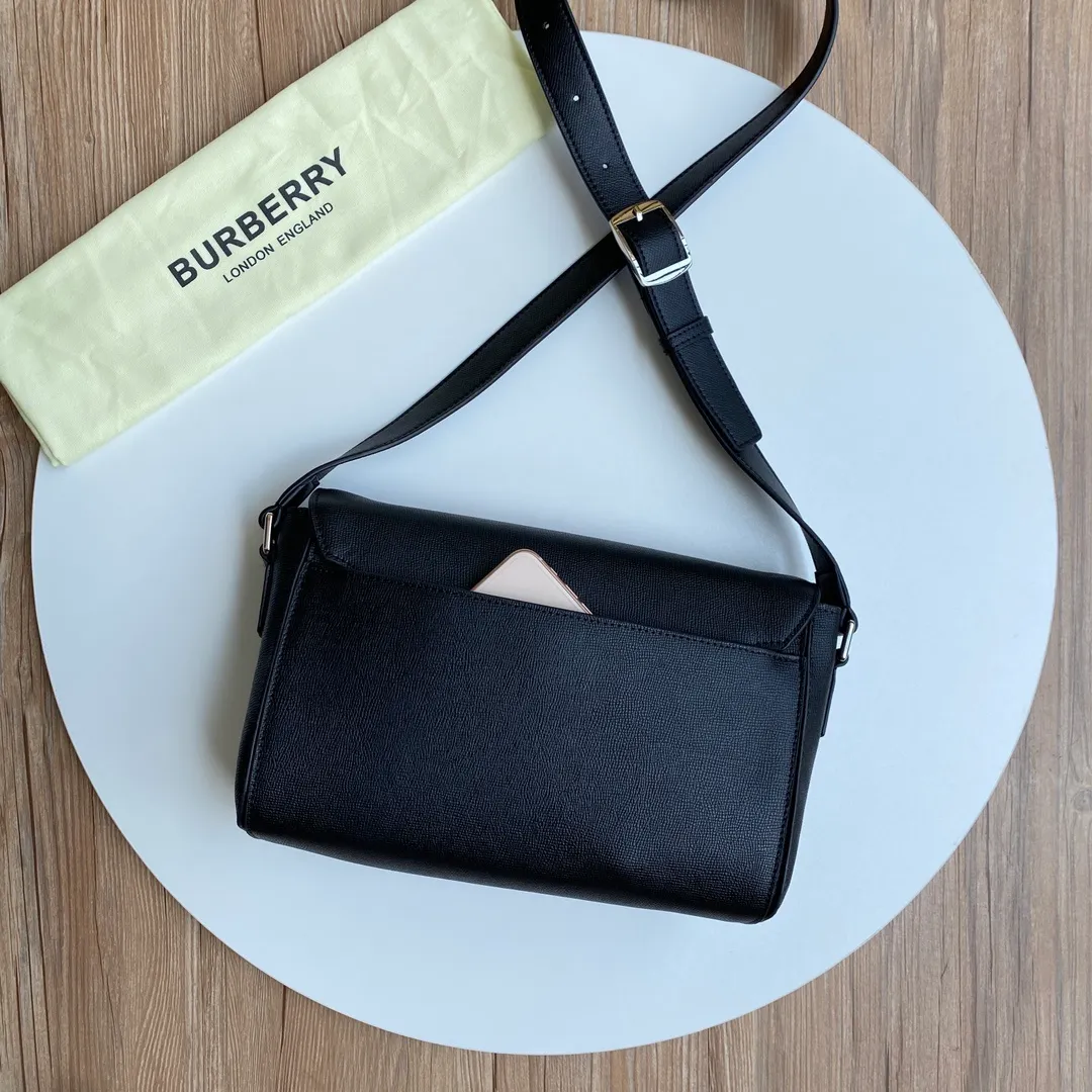 All categories Burberry men's bag (Burbrry) Burberry 8062904