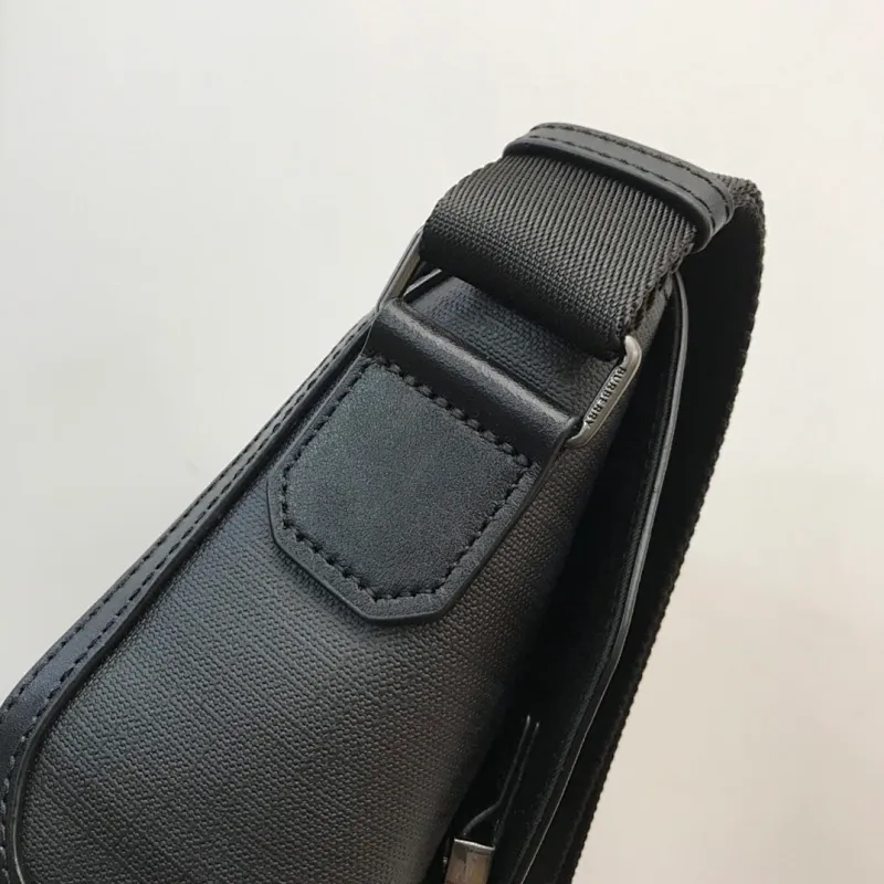 All categories Burberry men's bags (Burbrry) Burberry original order 80528991-1