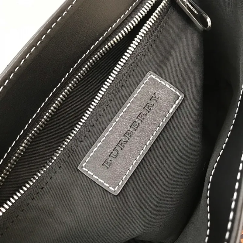 All categories Burberry men's bags (Burbrry) Burberry original order 80528991-1
