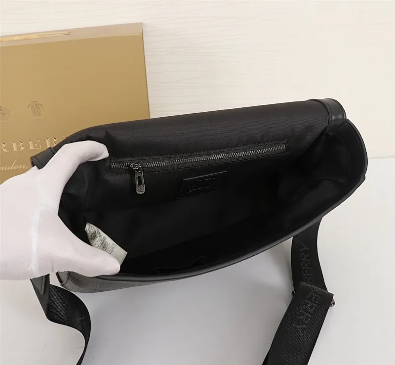 All Categories Burberry Men's Bag (Burbrry) Original Burberry 61811