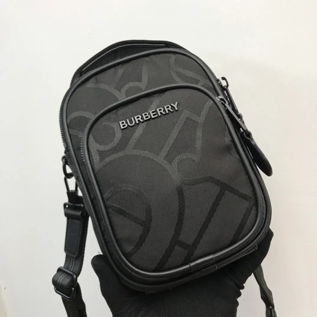 All categories Burberry men's bag (Burbrry) Burberry original order 80430881