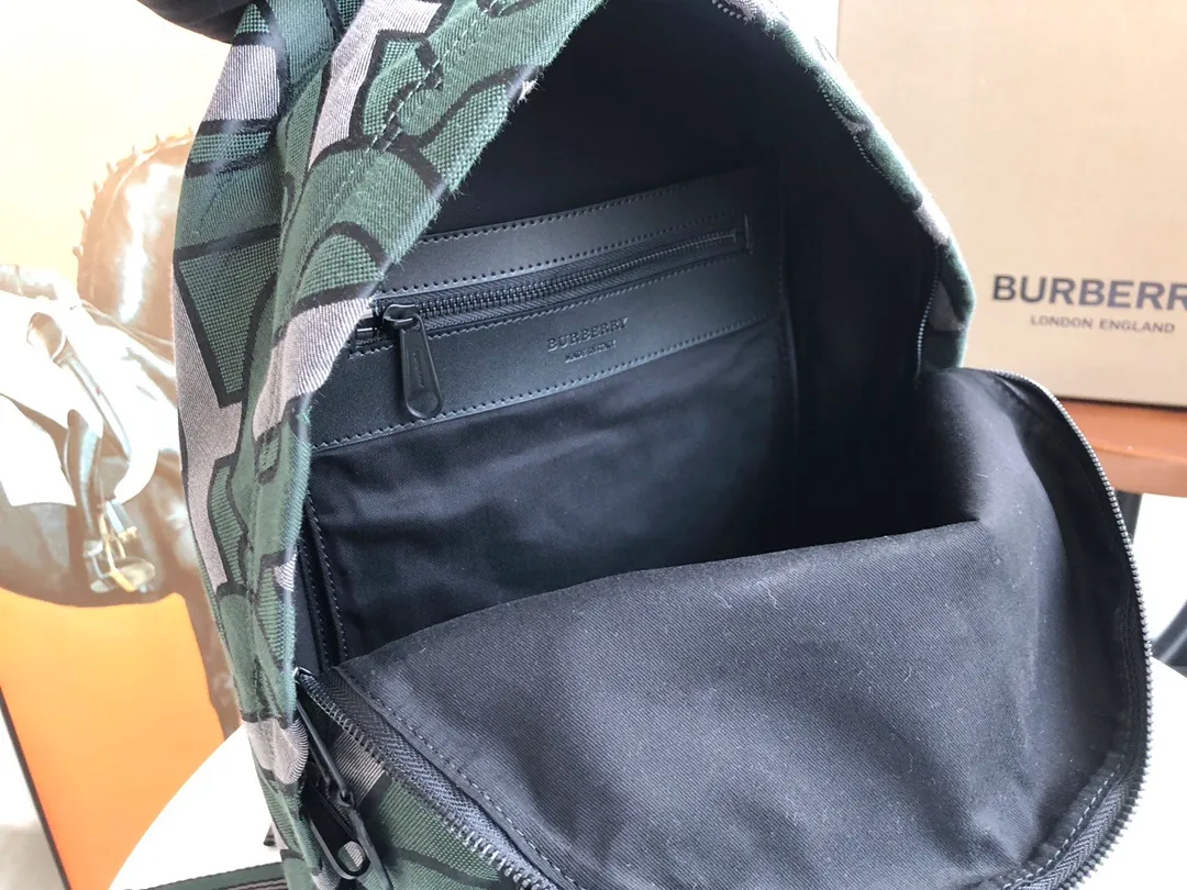 All categories Burberry men's bag (Burbrry) Burberry 002