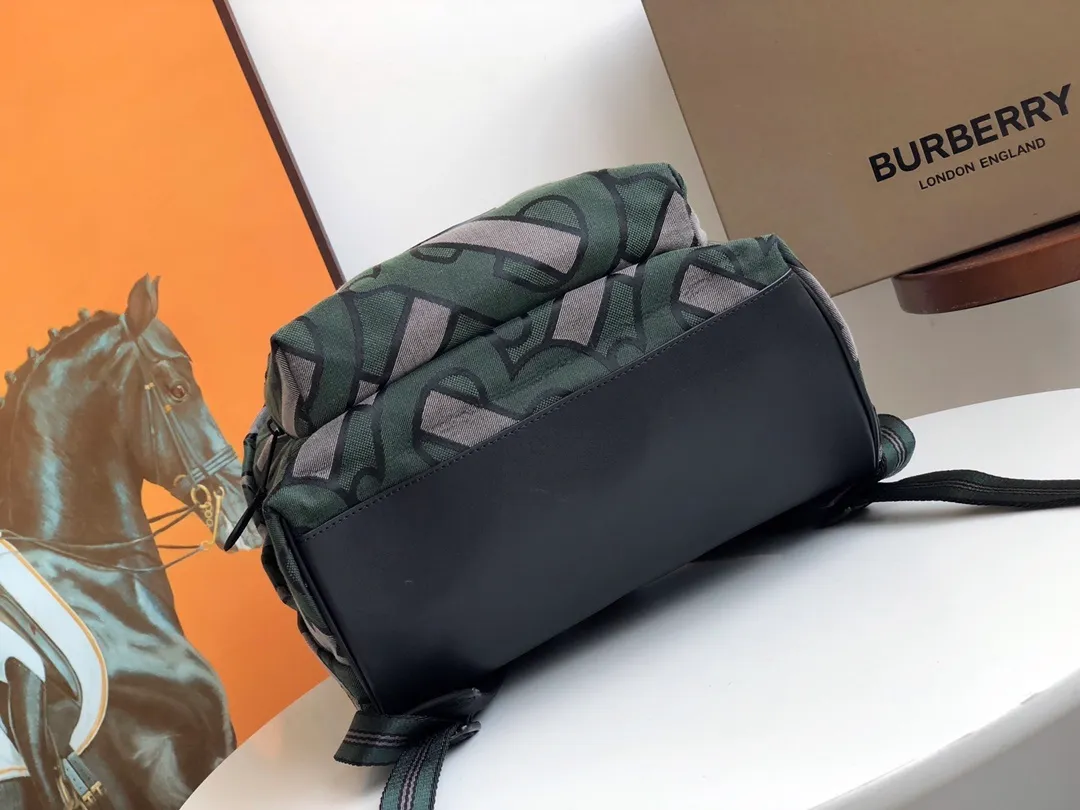 All categories Burberry men's bag (Burbrry) Burberry 002