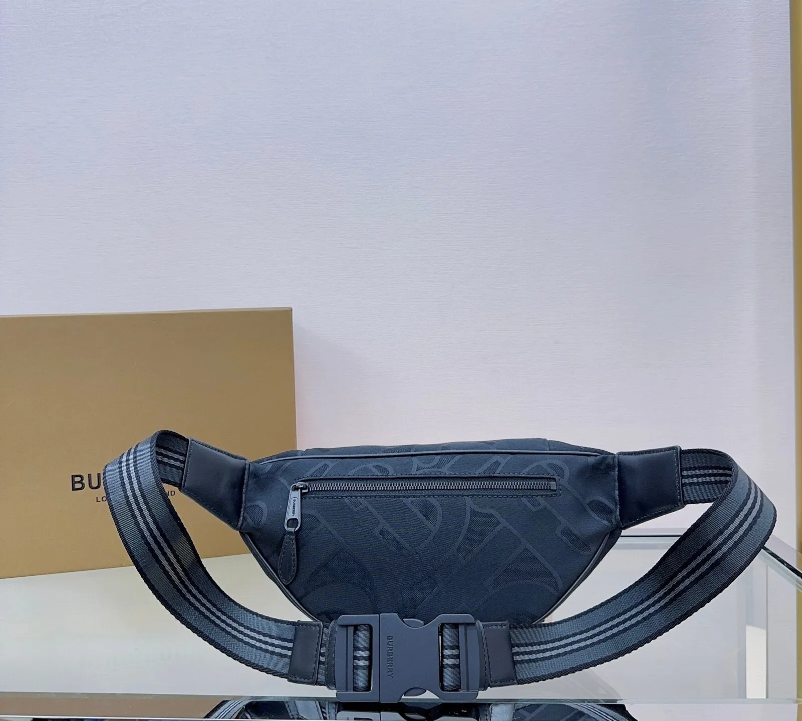 All categories 💚 Top version men’s bags 💚 Burberry 2025 official website new Burberry waist bag
