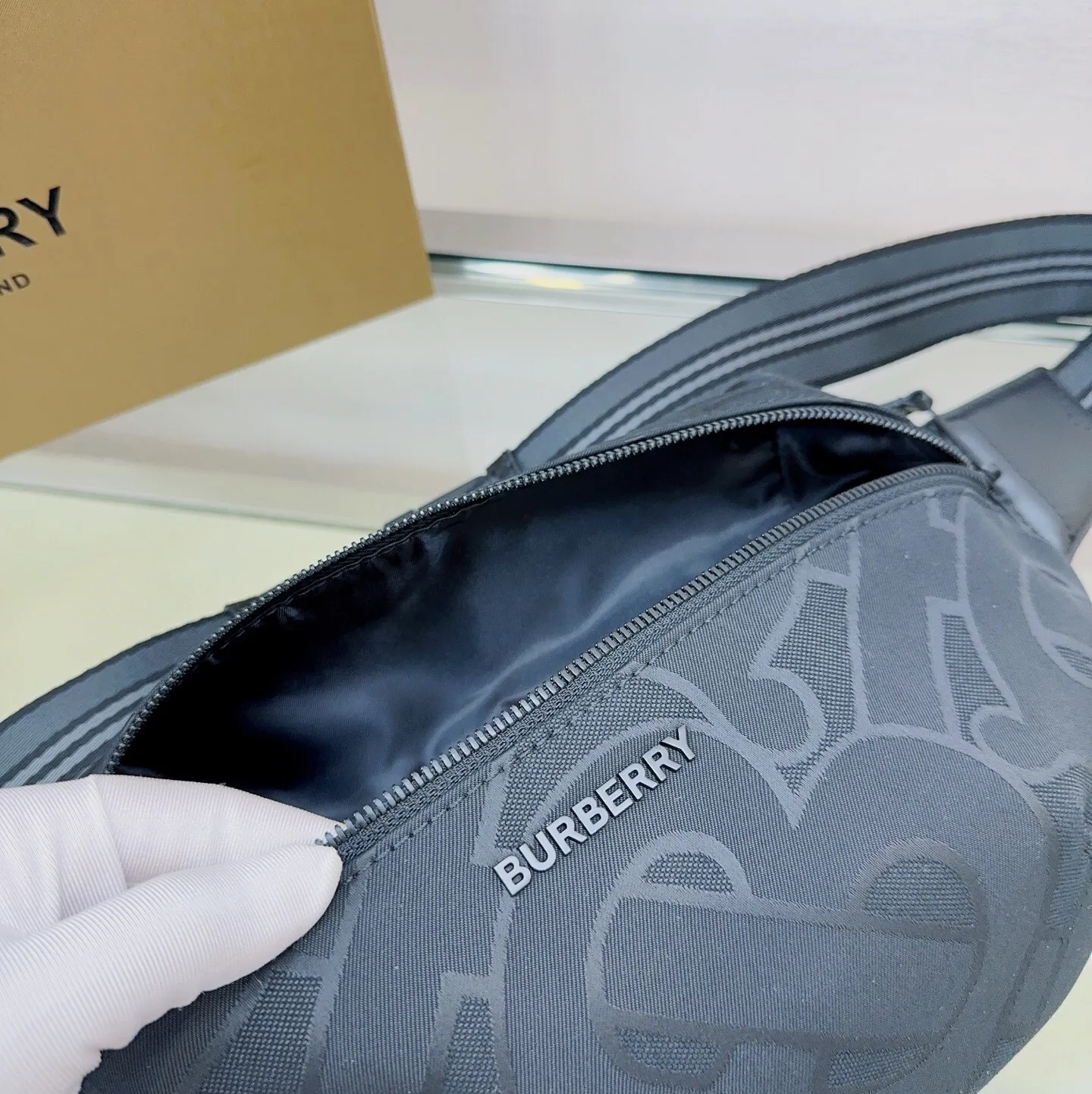 All categories 💚 Top version men’s bags 💚 Burberry 2025 official website new Burberry waist bag