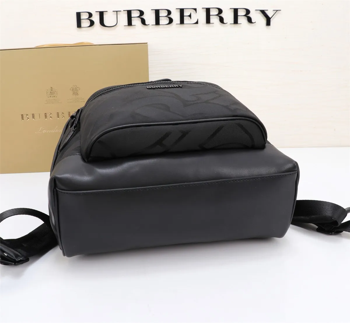 All categories Burberry men's bag (Burbrry) Burberry 3987