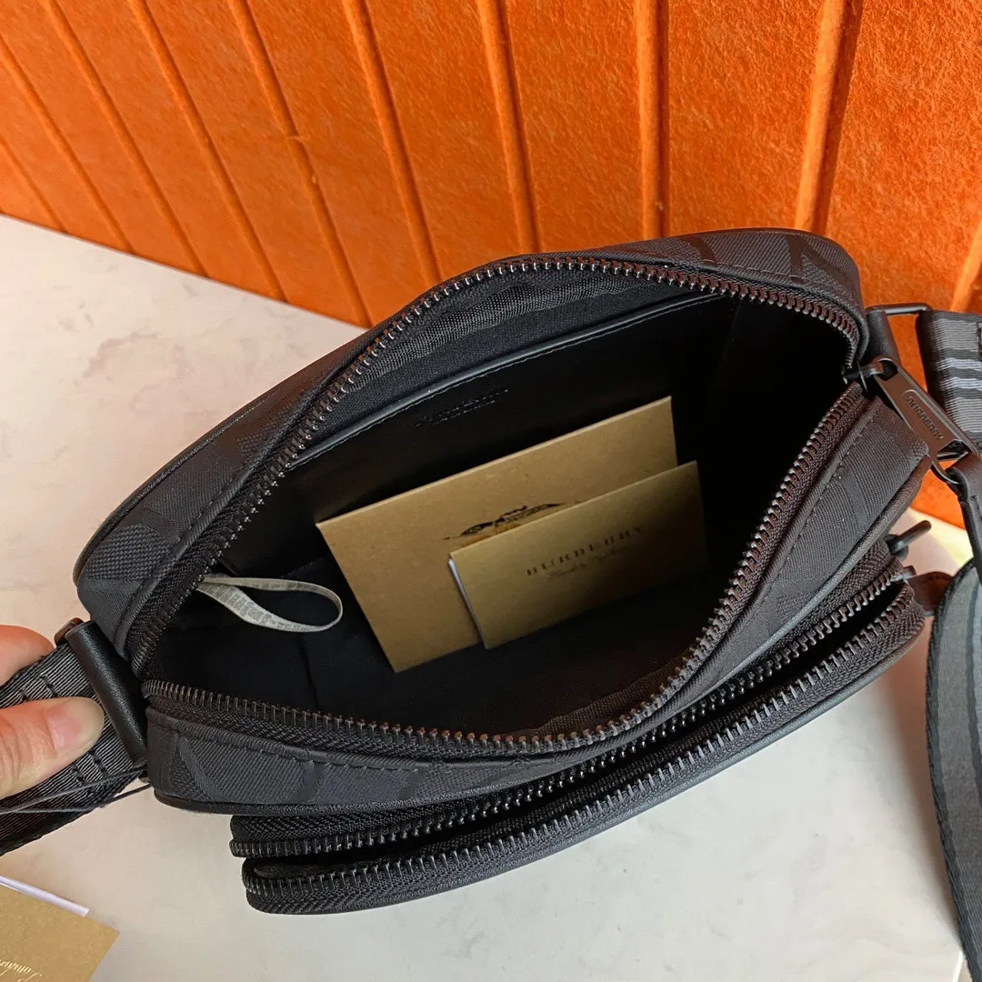 All categories 💚 Top version men’s bags 💚 Burberry 2024 official website new Burberry crossbody bag