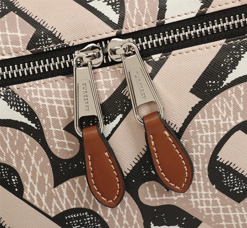All categories Burberry men's bags (Burbrry) Burberry, 3556