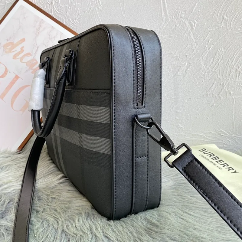 All categories Burberry men's bags (Burbrry) Burberry original order 80546751