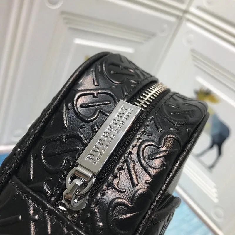 All categories Burberry men's bag (Burbrry) Burberry 18601-3