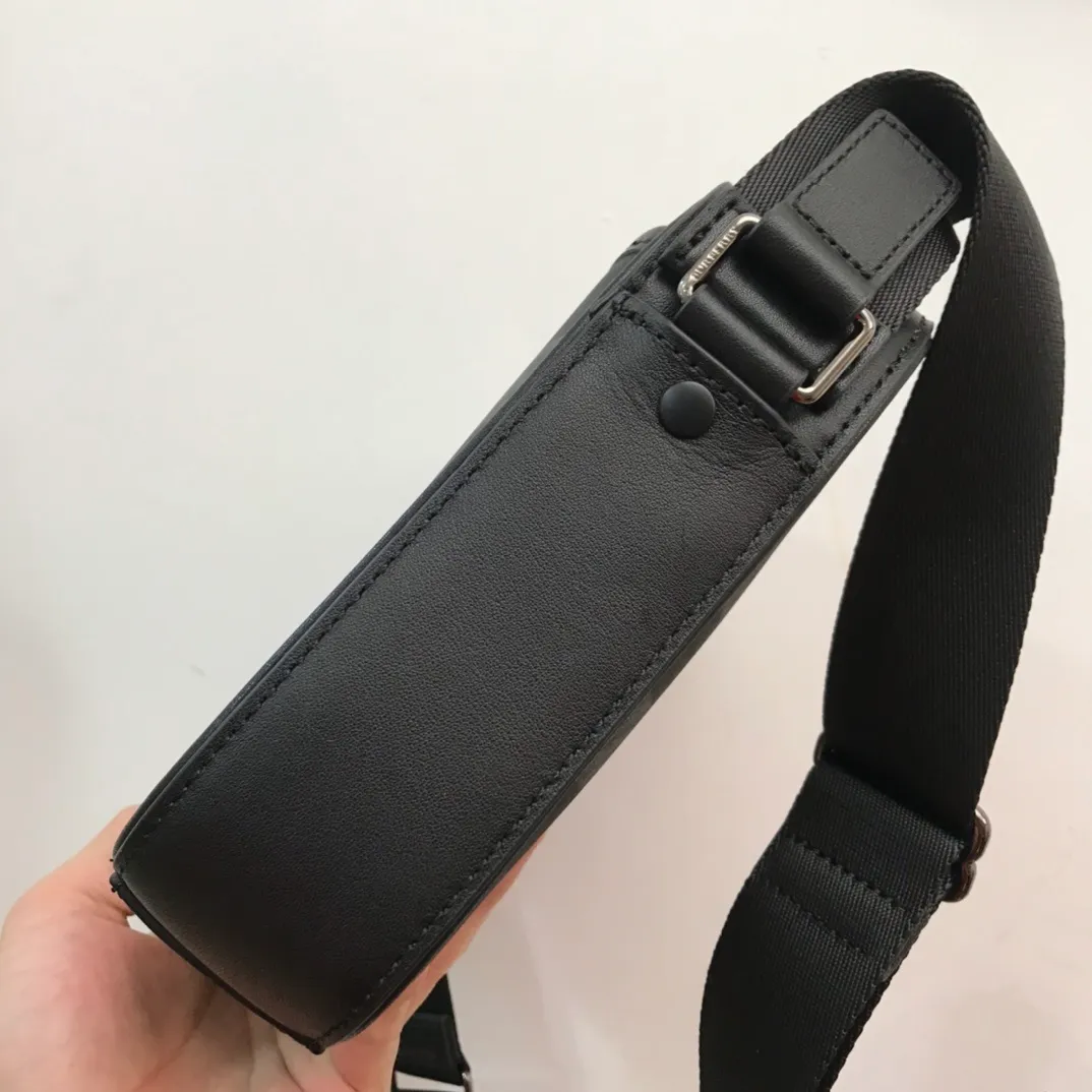 All categories Burberry men's bags (Burbrry) Burberry original order 80685881