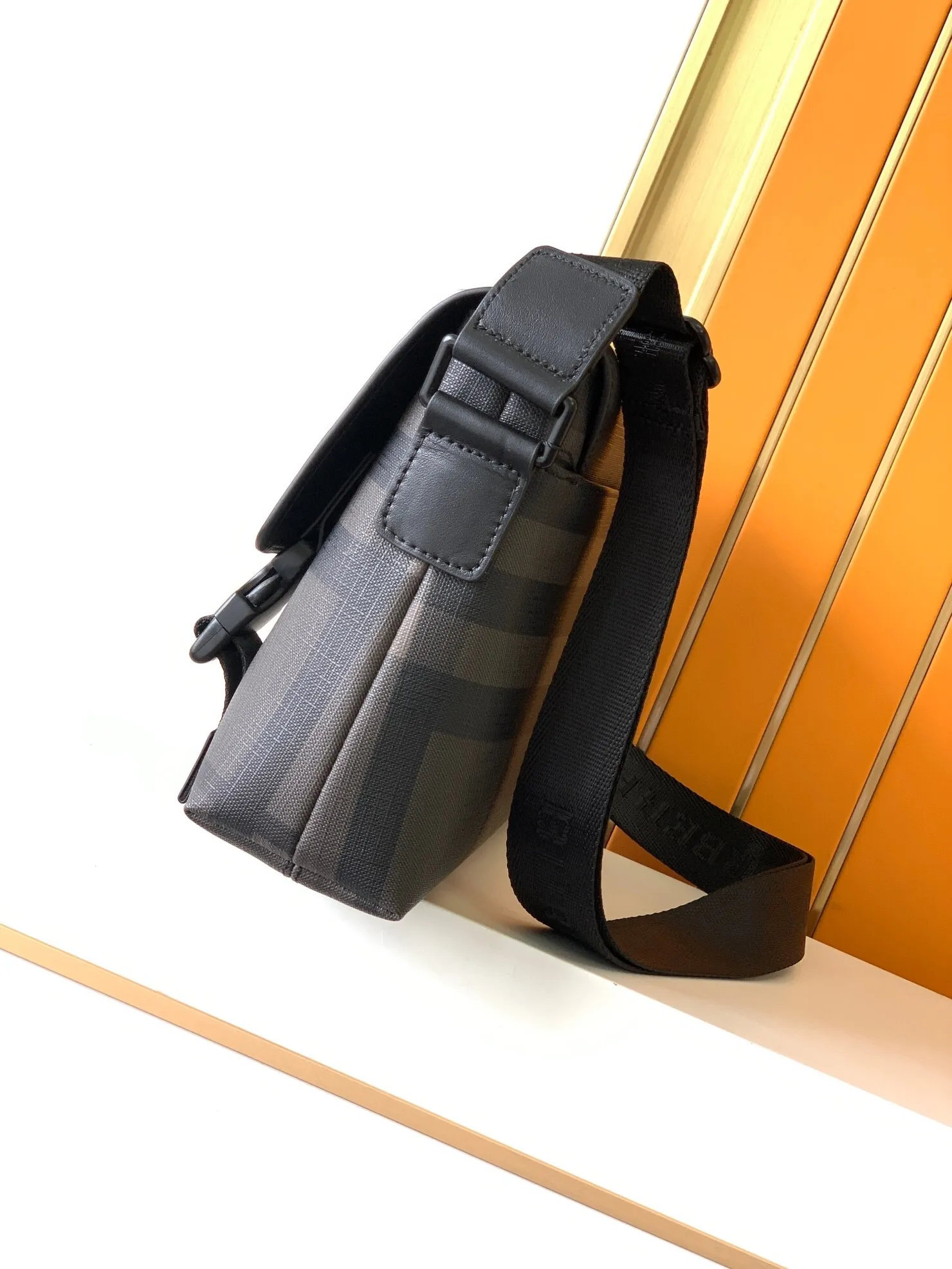 All categories 💚 Top version men’s bags 💚 Burberry 2024 official website new Burberry crossbody bag