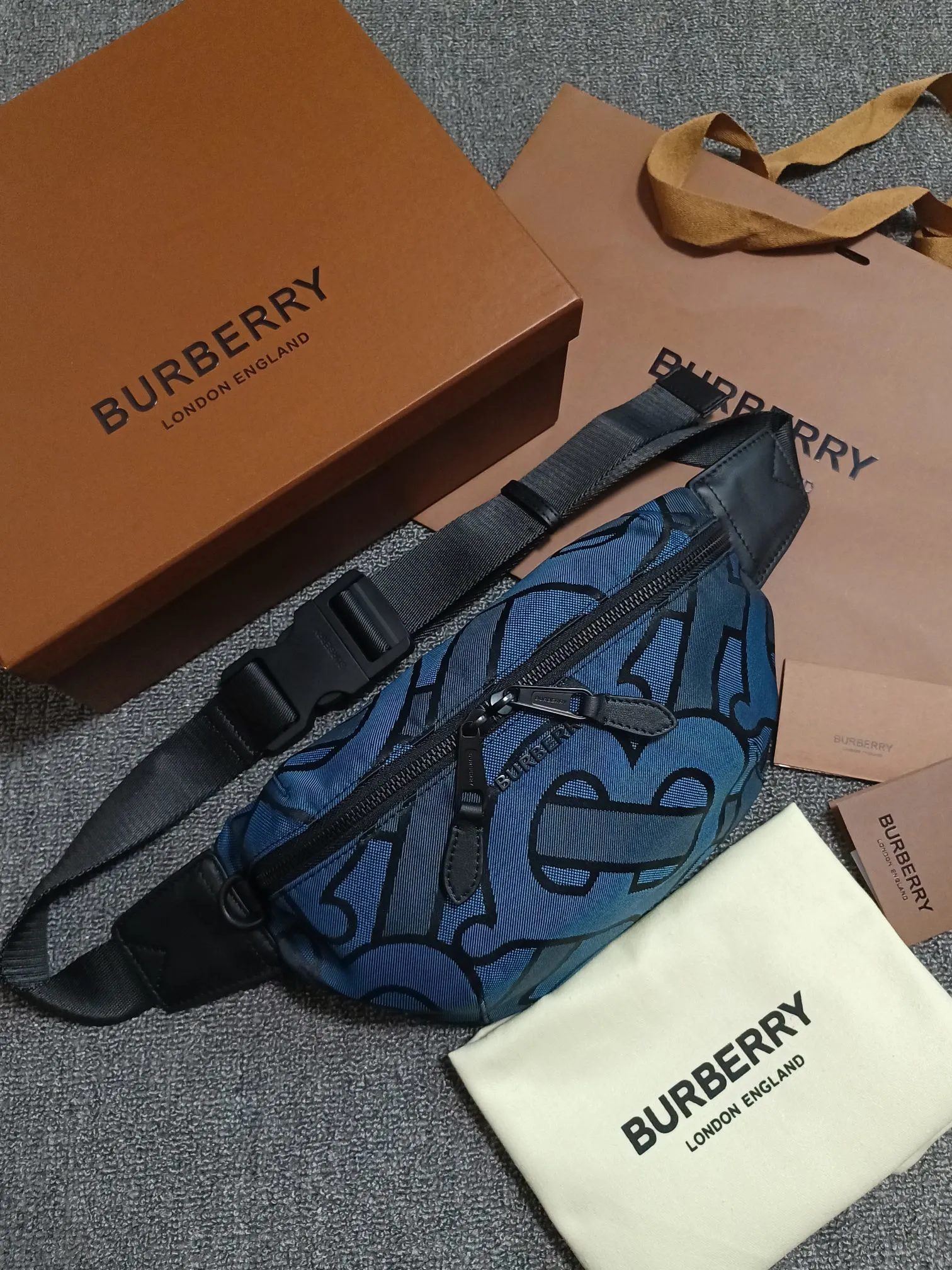 All Categories 💚 Top Version Men’s Bags 💚 Burberry 2023 New Burberry Belt Bag