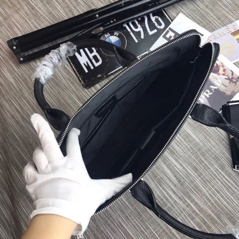 All categories 💚 Top version men's bag 💚 Burberry 2022 official new Burberry imported cowhide briefcase wholesale 58002200 high quality specifications: 39-30-6.5CM