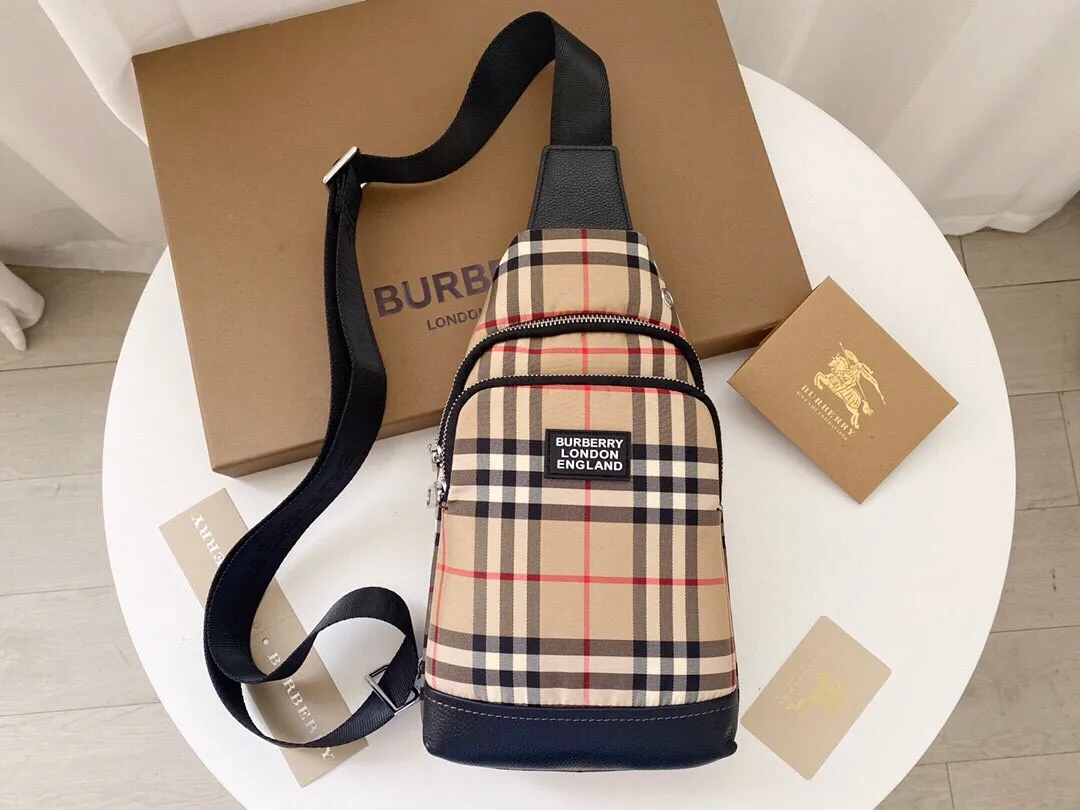 All categories Burberry men's bag (Burbrry) Burberry 0389-4