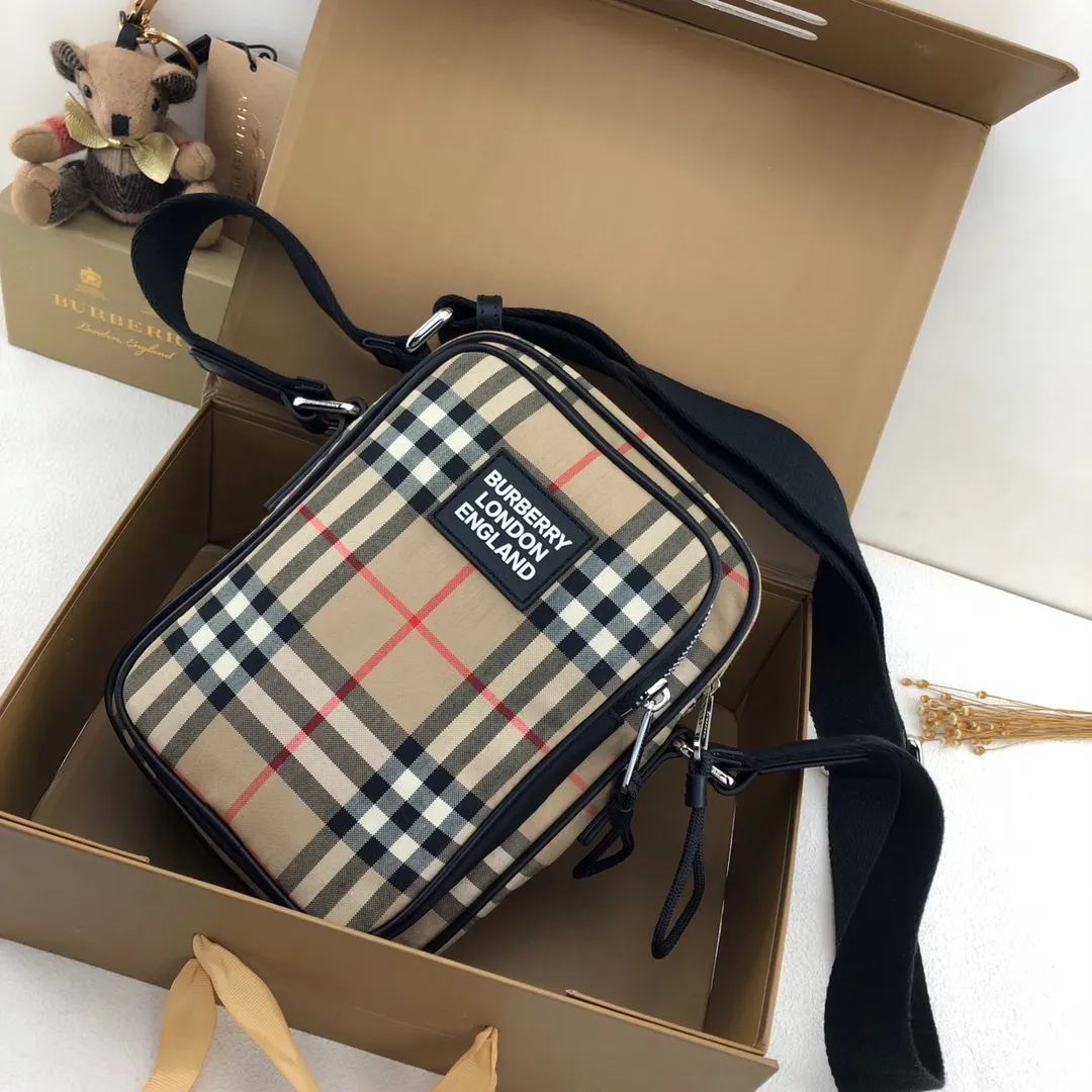 All categories Burberry men's bags (Burbrry) Burberry, 80233811
