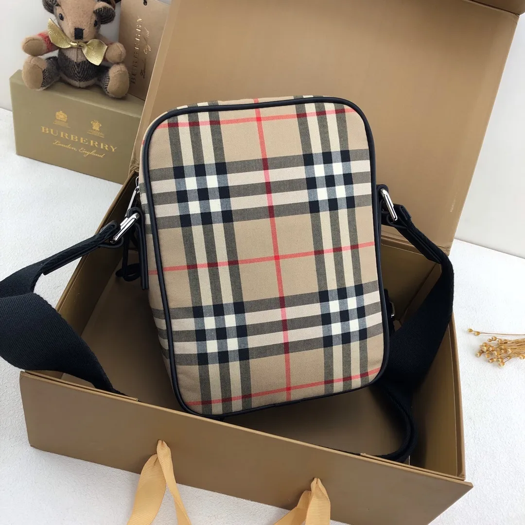 All categories Burberry men's bags (Burbrry) Burberry, 80233811