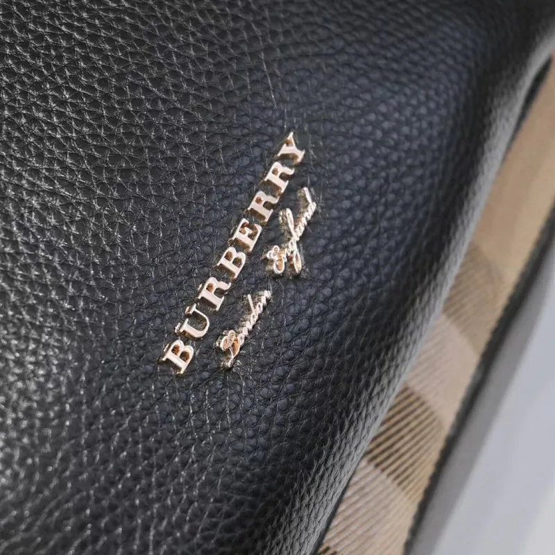 All categories Burberry men's bag (Burbrry) Burberry 1019