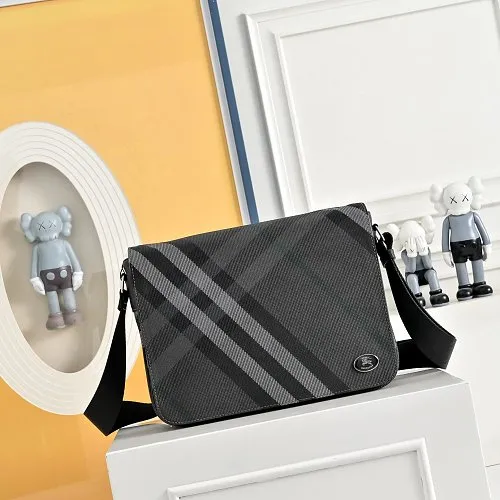 All categories Burberry men's bag (Burbrry) Burberry 2828