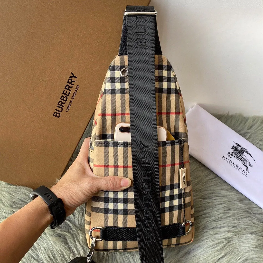All categories Burberry men's bag (Burbrry) Burberry 0T178-4