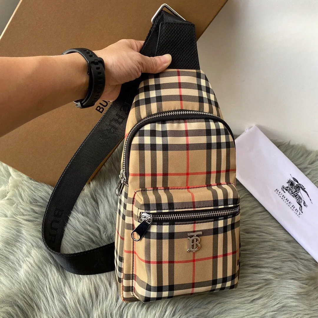 All categories Burberry men's bag (Burbrry) Burberry 0T178-4