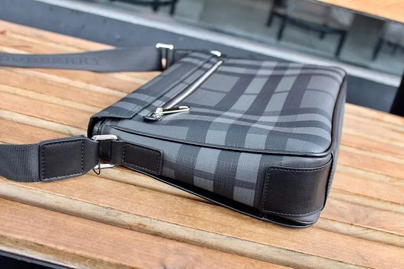 All Categories Burberry Men's Bags (Burbrry) Original Burberry 0009-2