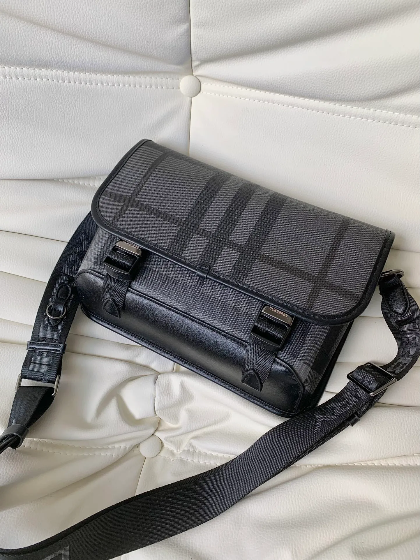 All categories Burberry men's bag (Burbrry) Burberry 2820