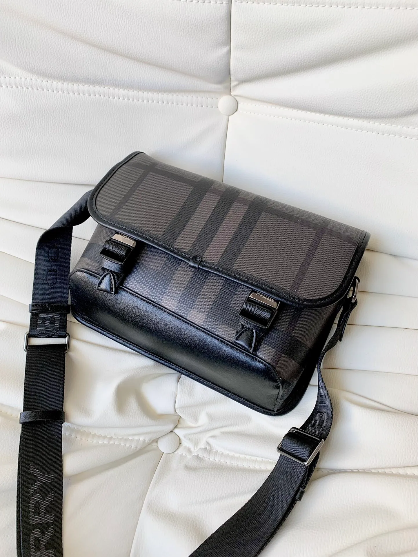 All categories Burberry men's bag (Burbrry) Burberry 2820