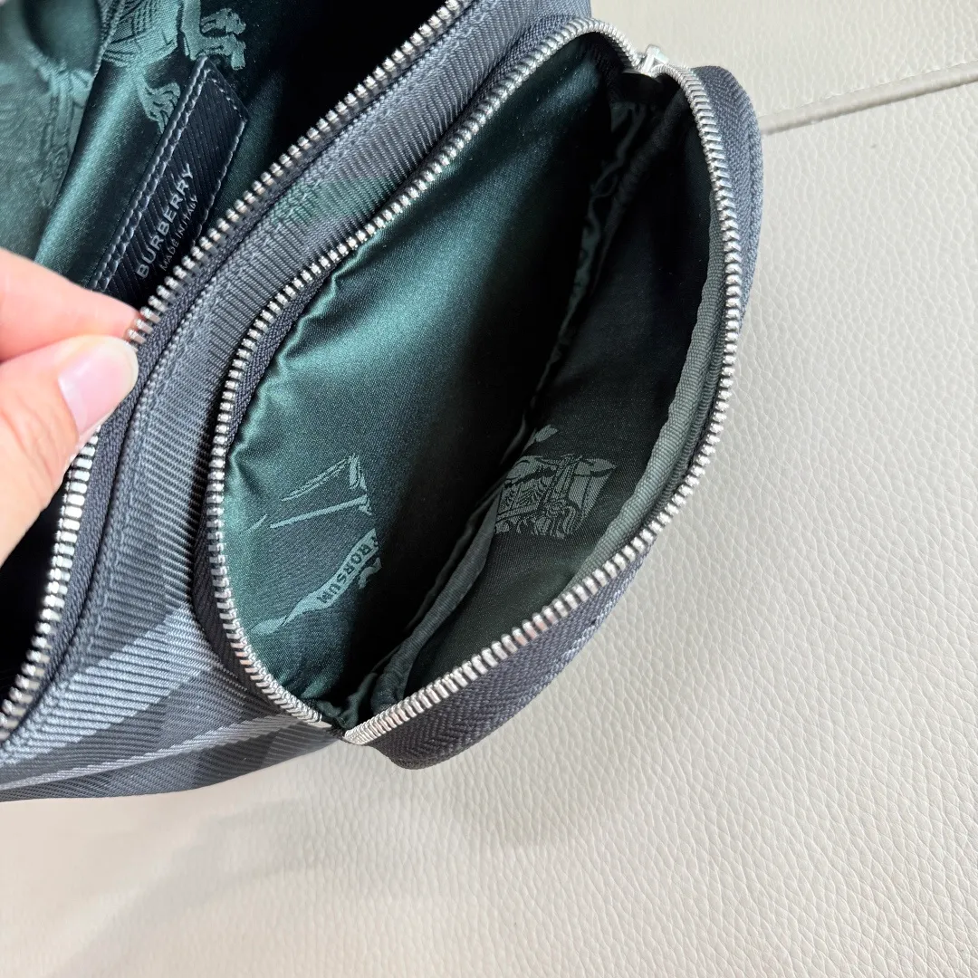 All Categories Burberry Men's Bag (Burbrry) Burberry Special 3561