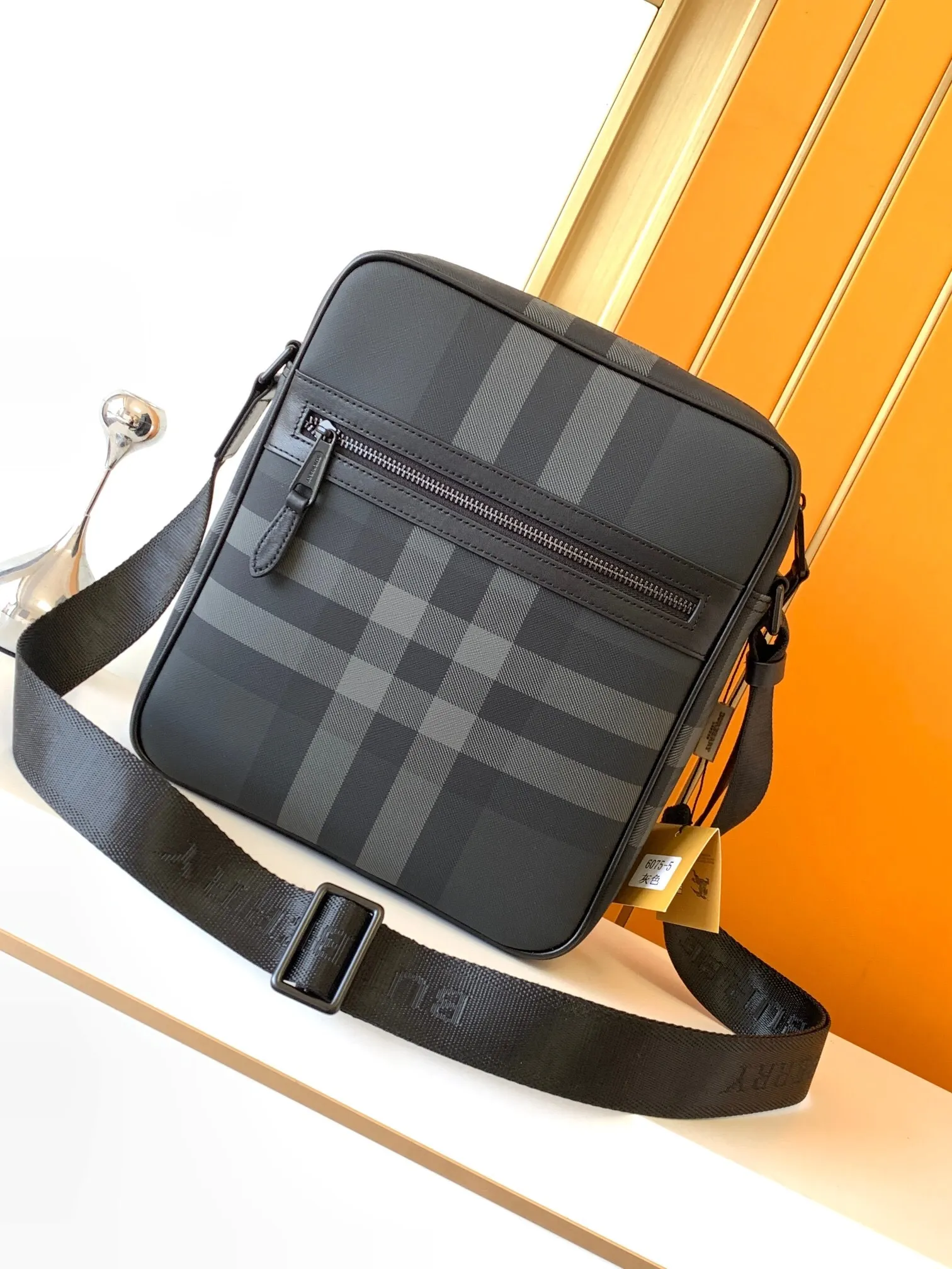 All categories 💚 Top version men’s bags 💚 Burberry 2024 official website new Burberry crossbody bag