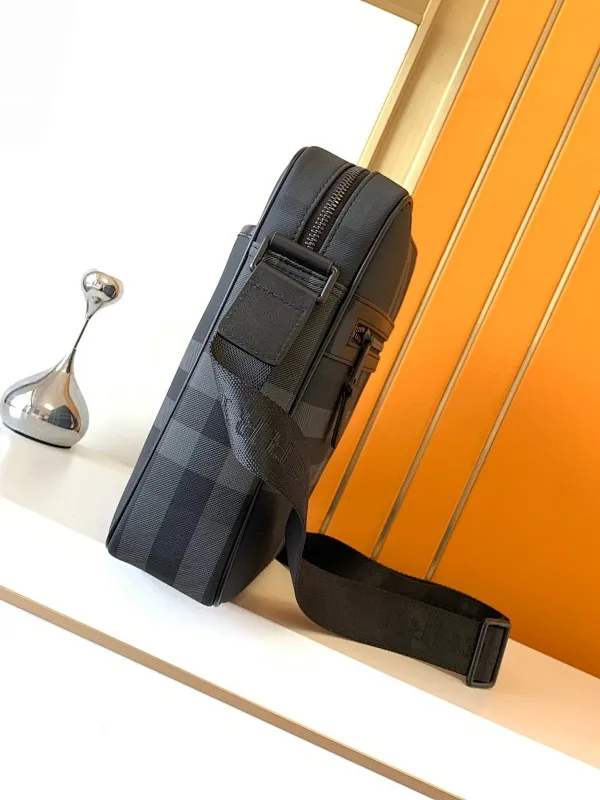 All categories 💚 Top version men’s bags 💚 Burberry 2024 official website new Burberry crossbody bag