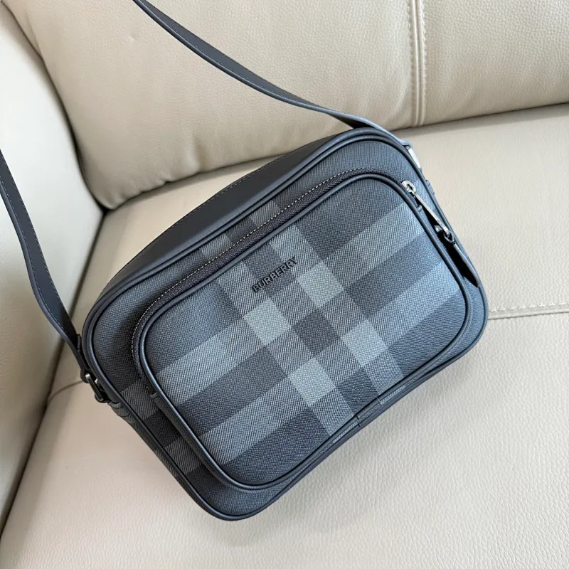 All categories Burberry men's bag (Burbrry) Burberry 8423